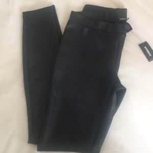 EXPRESS stretchy legging